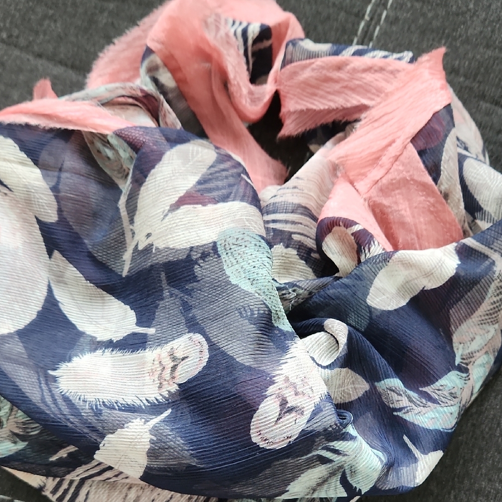 Elegant Pink and Blue Feather Scarf